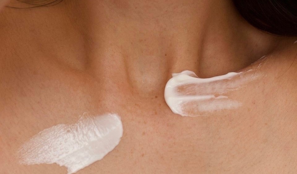 Уход при акне на теле